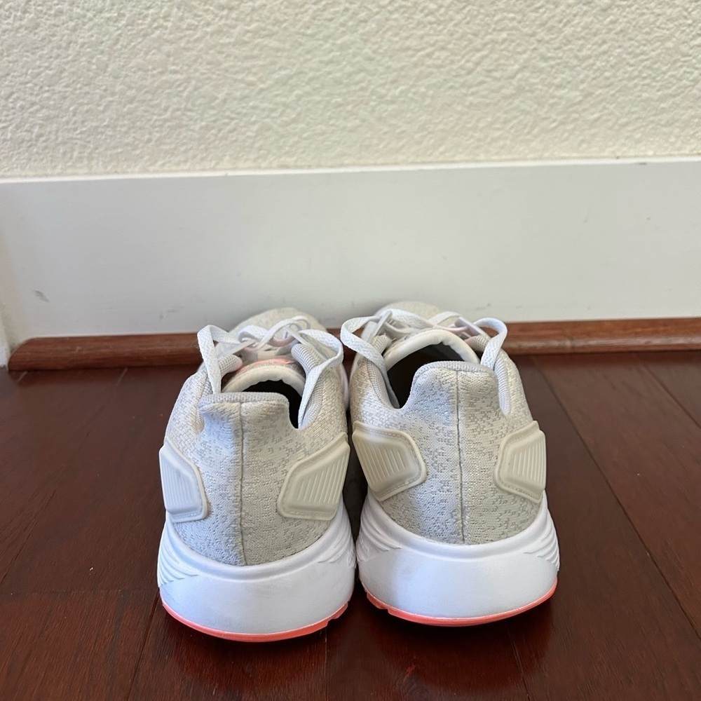 ADIDAS
DURAMO 9
sneakers for women
AUTHENTIC
US size 8.5 light grey pink strips - Picture 7 of 12